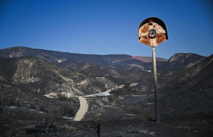 In pictures. Firefighters gain ground amid destructive blaze near Los Angeles