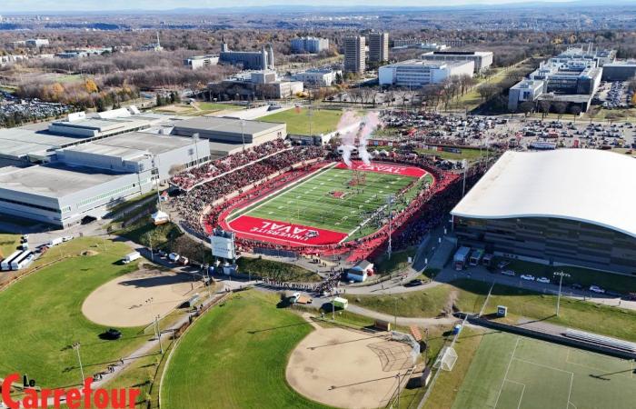 The Rouge et Or wins 22 17 against the Carabins