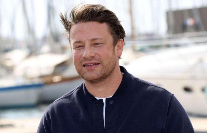 criticized by Aboriginals, a book by chef Jamie Oliver withdrawn from sales