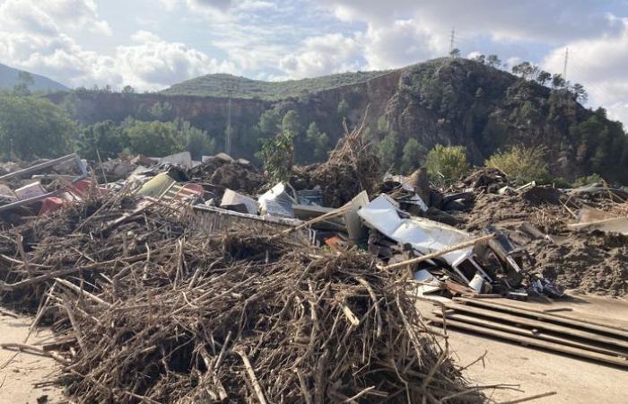 “I hope we will be united to get out of all this”: in Chiva, Bugarra, Pedralba… the pain, the anger, and the chance to be alive