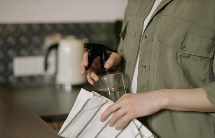 You’ll never guess which part of your kitchen is a breeding ground for bacteria! – Masculin.com