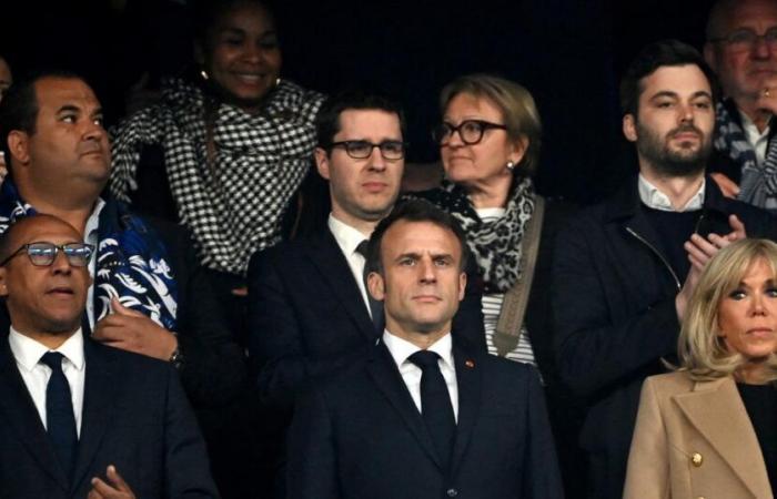 Emmanuel Macron will attend the football match Thursday evening at the Stade de France