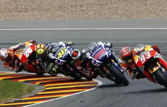 Jorge Lorenzo wants more confrontations in MotoGP: 'Today they are all brothers; the fans want rivalry, for drivers to hate each other.'