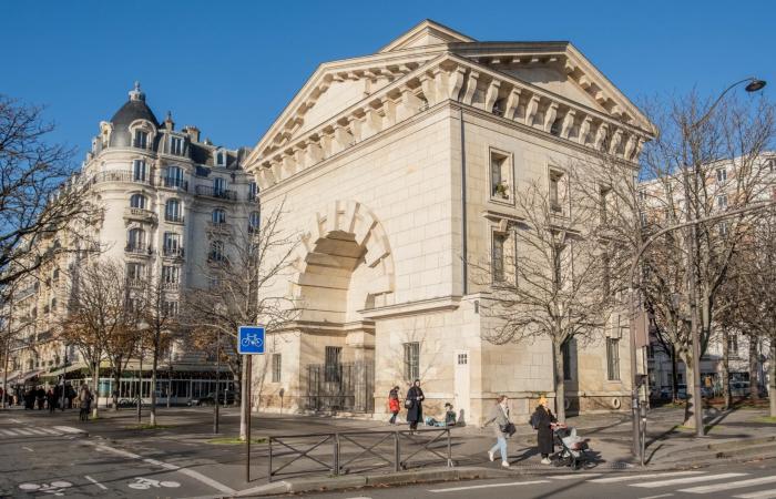 social housing for rent in a listed historic building in Paris