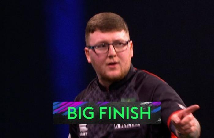 Grand Slam of Darts 2024: Reigning champion Luke Humphries knocked out by James Wade as Luke Littler through to last 16 | Darts News