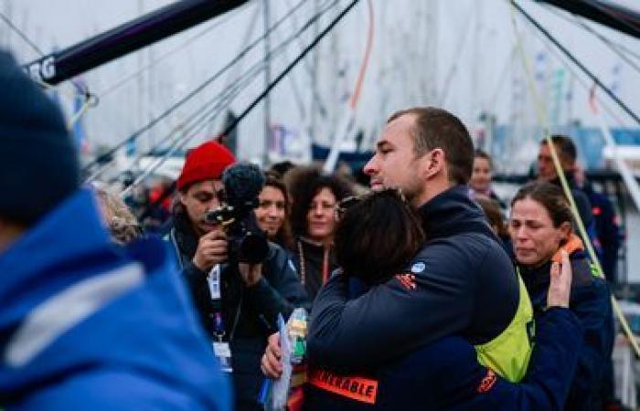 IN PICTURES. The notable photos of the big start of the 2024 Vendée Globe