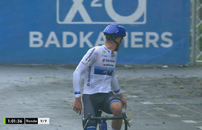 Thibau Nys immediately makes his European star jersey sparkle with a strong solo effort in Lokeren