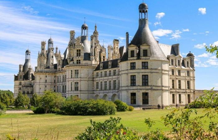 What is the link between the Château de Chambord, the Louvre and the Cévennes?