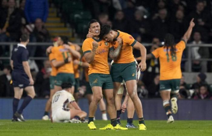 Australia overthrow England in legendary match at Twickenham