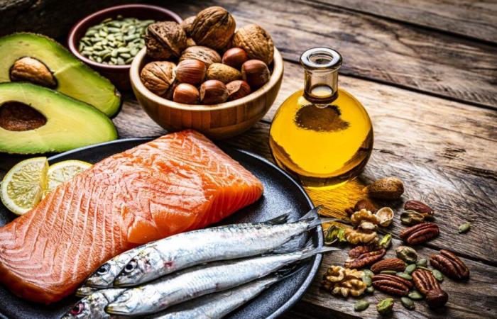 Enrich your diet with omega 3 and 6 to protect against cancer