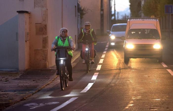 Cognac: cyclists shine to demand more facilities