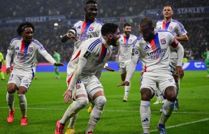 Lyon wins the first round of the derby against Saint-Étienne