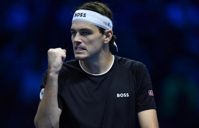 ATP Finals, Fritz beats Medvedev 6-4 6-3. The Russian loses his head and is booed