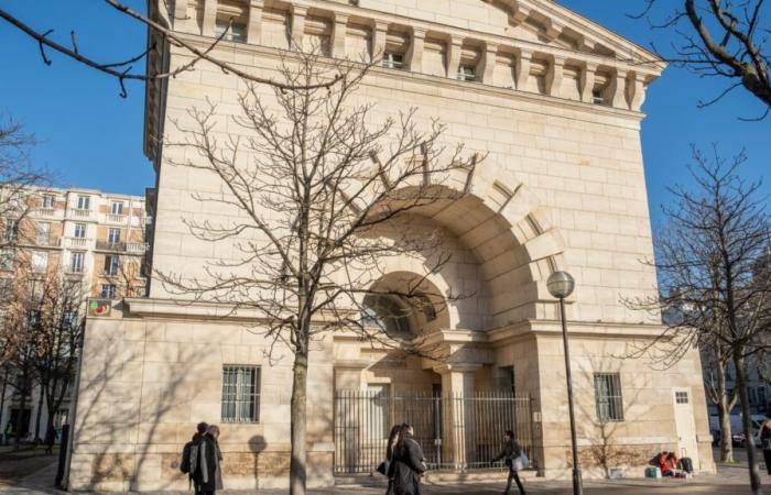 social housing for rent in a listed historic building in Paris