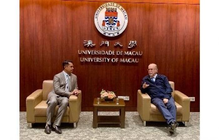 Deputy secretary-general of Permanent Secretariat of Forum Macao visits UM