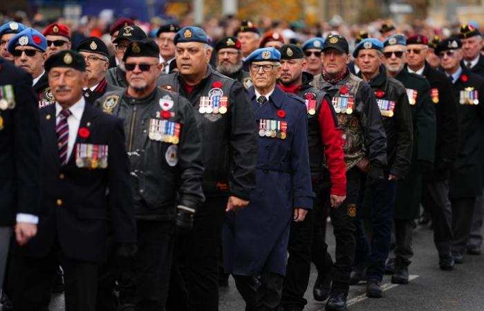 Canadians mark Remembrance Day