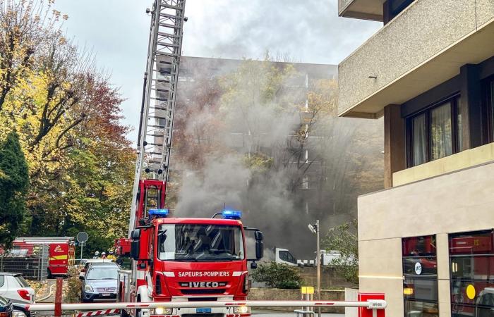 Fire in Geneva: Two vehicles on fire in an underground car park