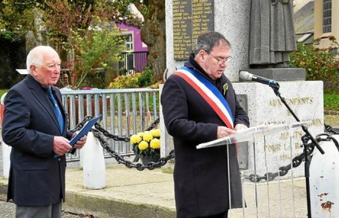 In Carhaix, around a hundred people paid tribute to the country’s children who were victims of 1914-18