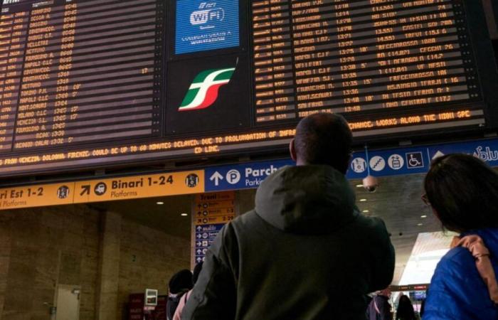 To avoid arriving late, an Italian high-speed train simply left… 50 minutes early