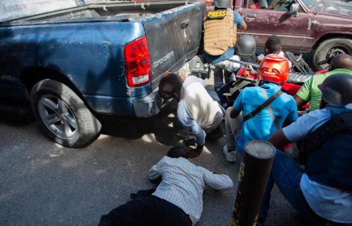 Haiti | New prime minister, shooting at an American airliner