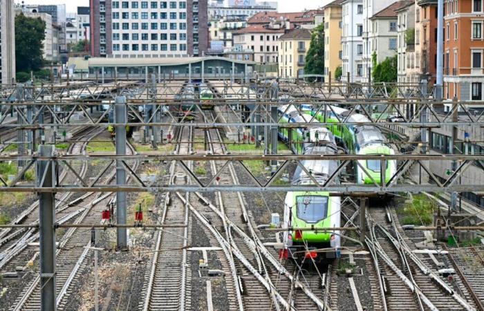 To avoid delays, an Italian train leaves… early