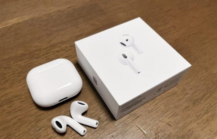 Apple releases updates 7B20 and 7B21 for AirPods 4 and AirPods Pro 2