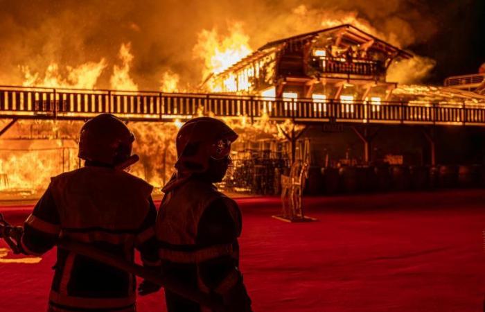 Devastating fire at the Barcarès Christmas village: the Christmas market partially destroyed before its opening