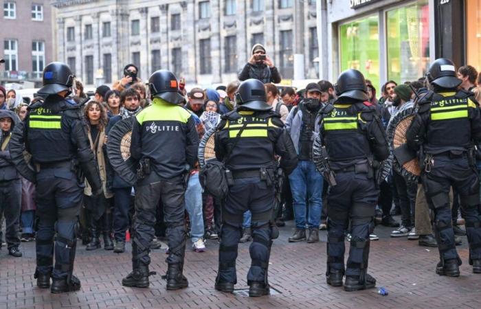 Amsterdam: tram catches fire after new clashes