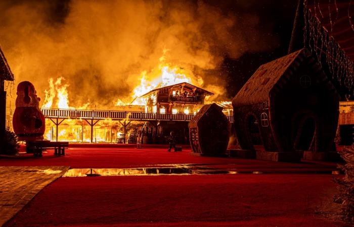 Devastating fire at the Barcarès Christmas village: the Christmas market partially destroyed before its opening