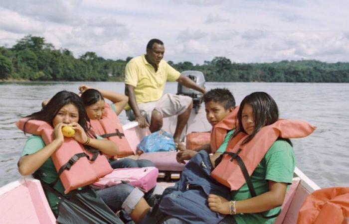 Guyana. An exceptional drought disrupts the lives of residents and schoolchildren