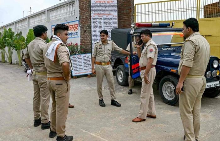 India: 10 people killed in attack on police station in Manipur