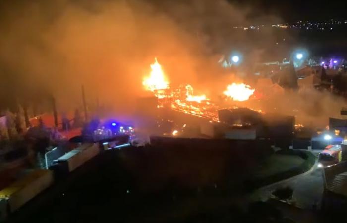 At Barcarès, images of the Christmas market ravaged by fire a few days before its opening