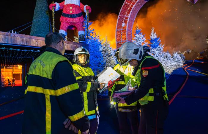 Devastating fire at the Barcarès Christmas village: the Christmas market partially destroyed before its opening