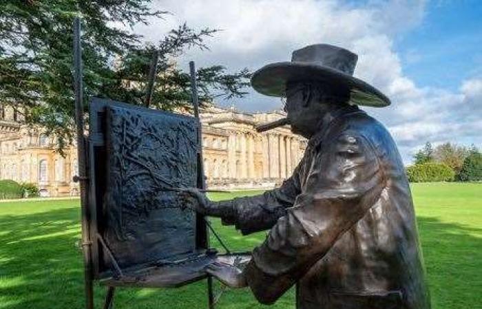 Blenheim Palace unveils new sculpture to commemorate 150th anniversary of Sir Winston Churchill’s birth