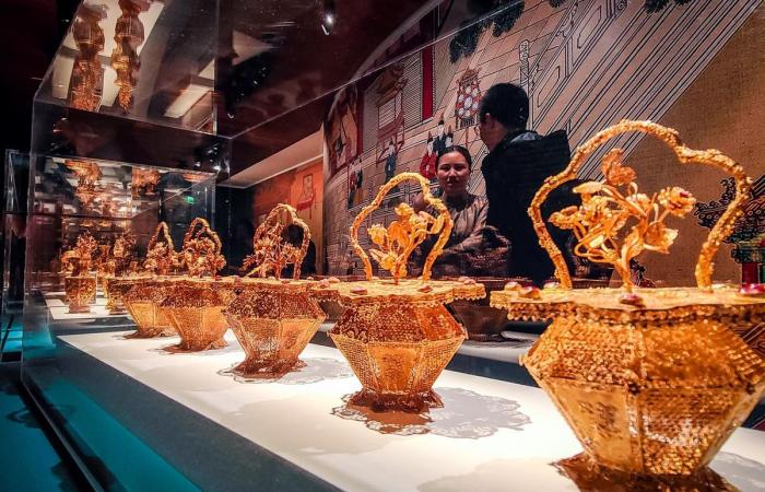 Exhibition in Paris: The Guimet Museum offers “Ming Gold”. A baroque China