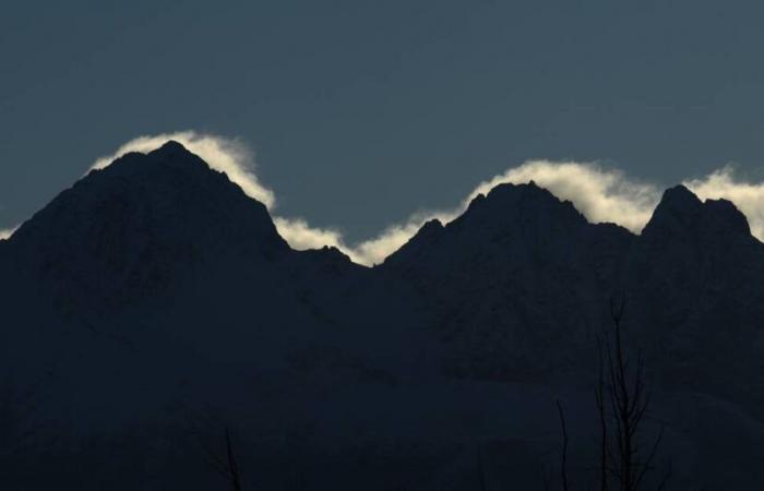 Wind warning in effect for parts of Anchorage on Election Day