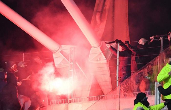 ASSE: four arrests for use of smoke bombs