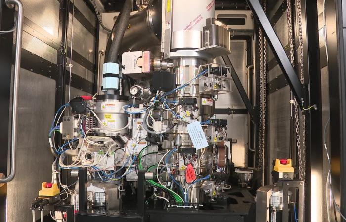 an ultra-powerful cryo-microscope installed at the Grenoble Synchrotron