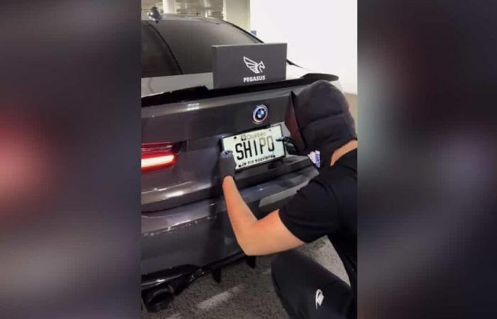 [VIDÉOS] Viral and illegal device: “James Bond” gadget to hide your license plate