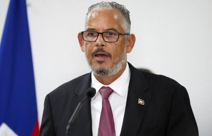 Haiti | New prime minister, shooting at an American airliner