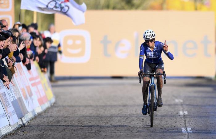 Strong Ceylin del Carmen Alvarado dominates from start to finish in Superprestige Niel