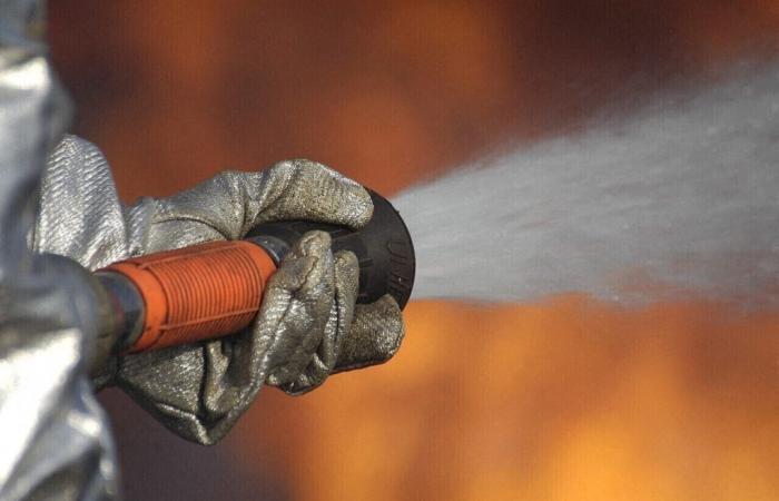 A 12-year-old girl poisoned by smoke after a fire in a building in Barentin