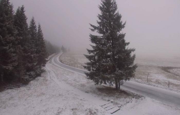 The first snow of the season fell on the heights of Haute-Loire