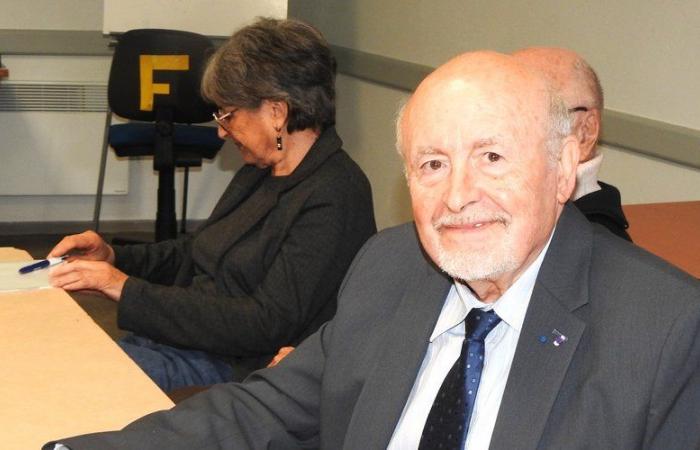 Fernand Soler was honored at the DDEN du Gard assembly