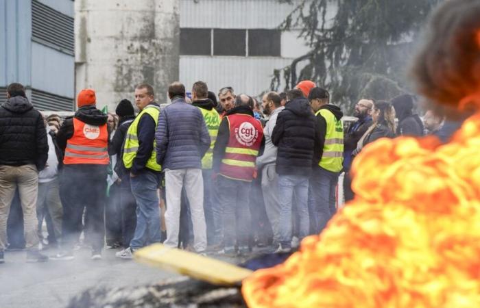 group employees called to demonstrate in Clermont-Ferrand on Wednesday