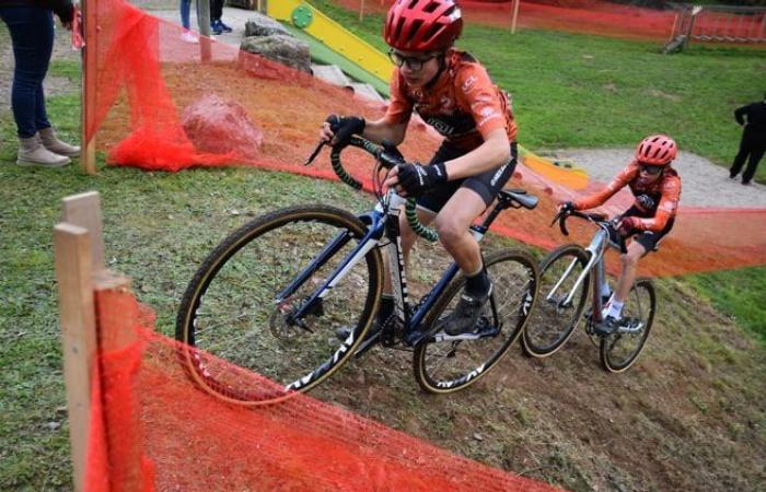 The Belmont-de-la-Loire cyclo-cross still attracts so many people