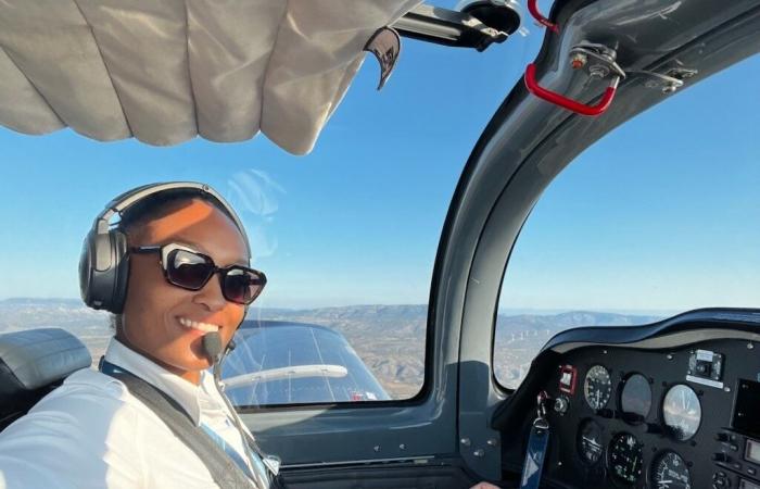 Trained in Perpignan, Amathoullah becomes the first female airline pilot from Mayotte