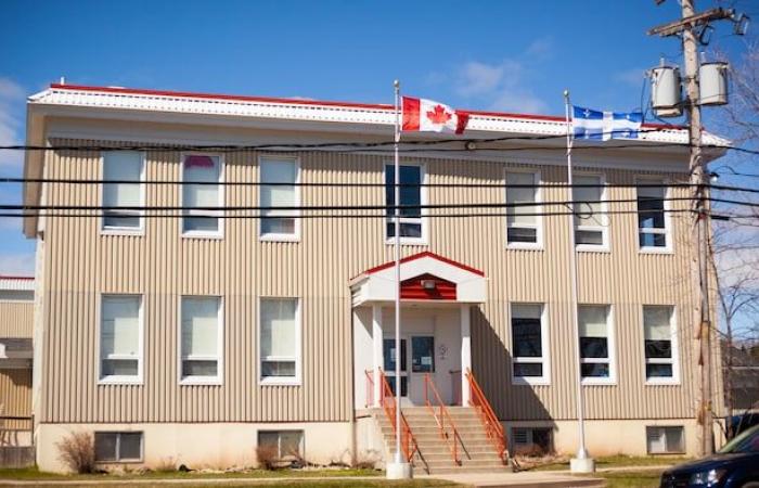 New English school takes shape in New Carlisle