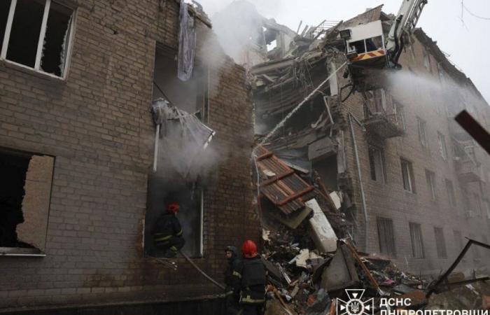 at least four dead in Russian strike in Kryvyi Rih