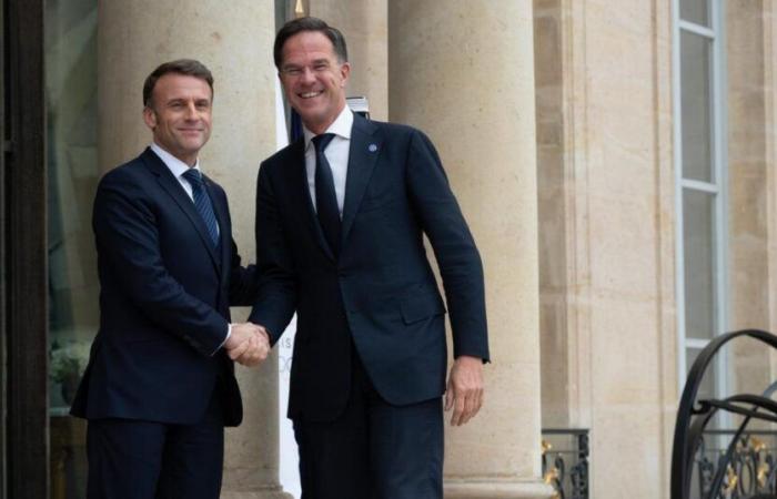 support for Ukraine must remain an “absolute priority”, according to Emmanuel Macron and Mark Rutte